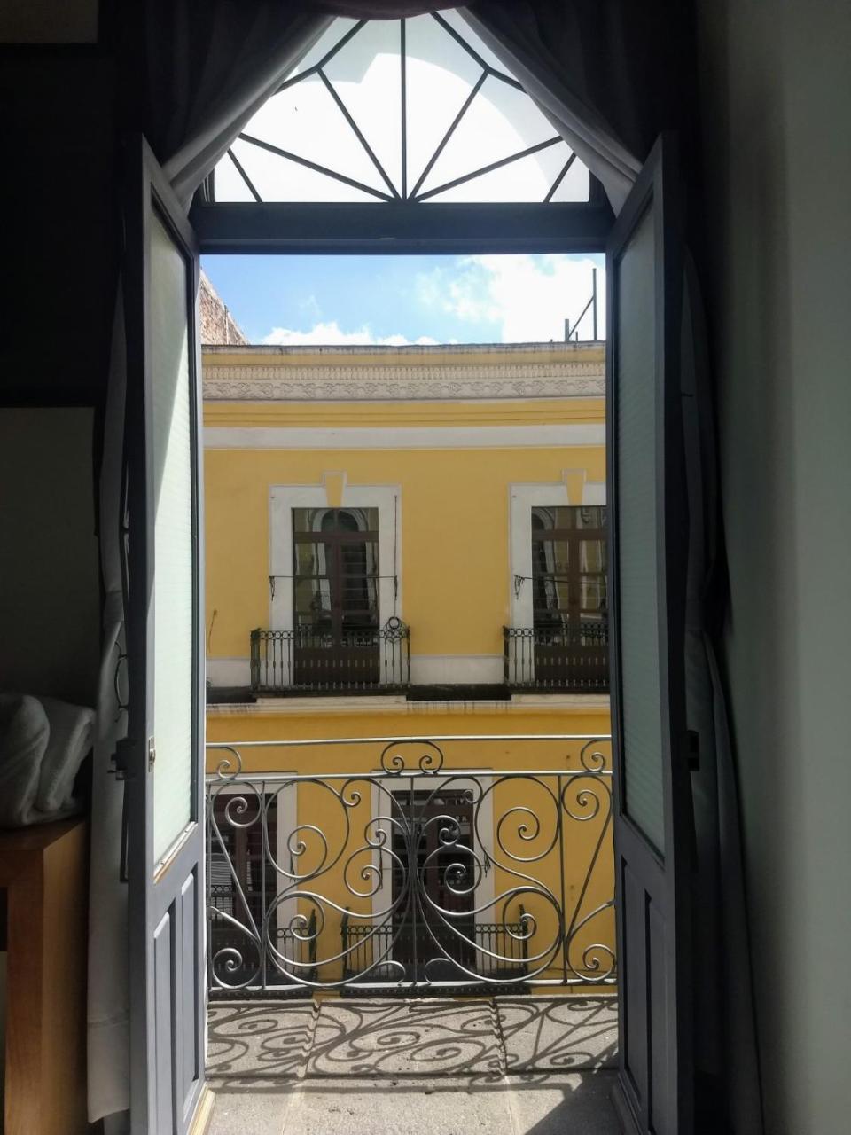Hotel Alhaja Puebla Exterior photo